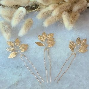 Bhldn leaf hair pins